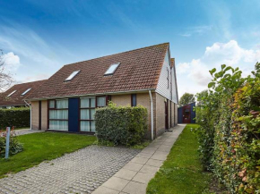 Coy holiday home with large garden, in Zeeland